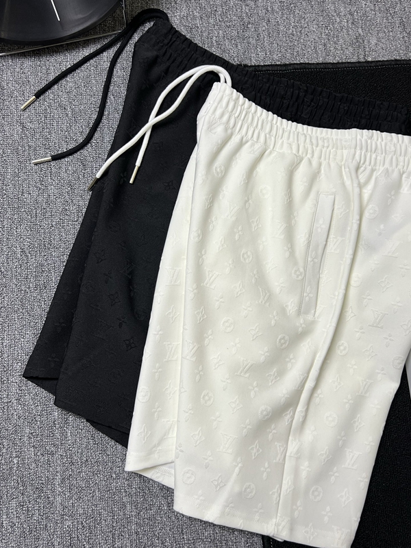 ブランドハーフパンツ側面デザイン